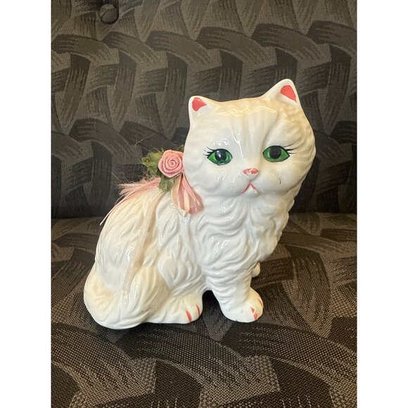 VTG Ceramic White Cat Figurine With Pink Floral Bow & Green Eyes - Picture 1 of 6